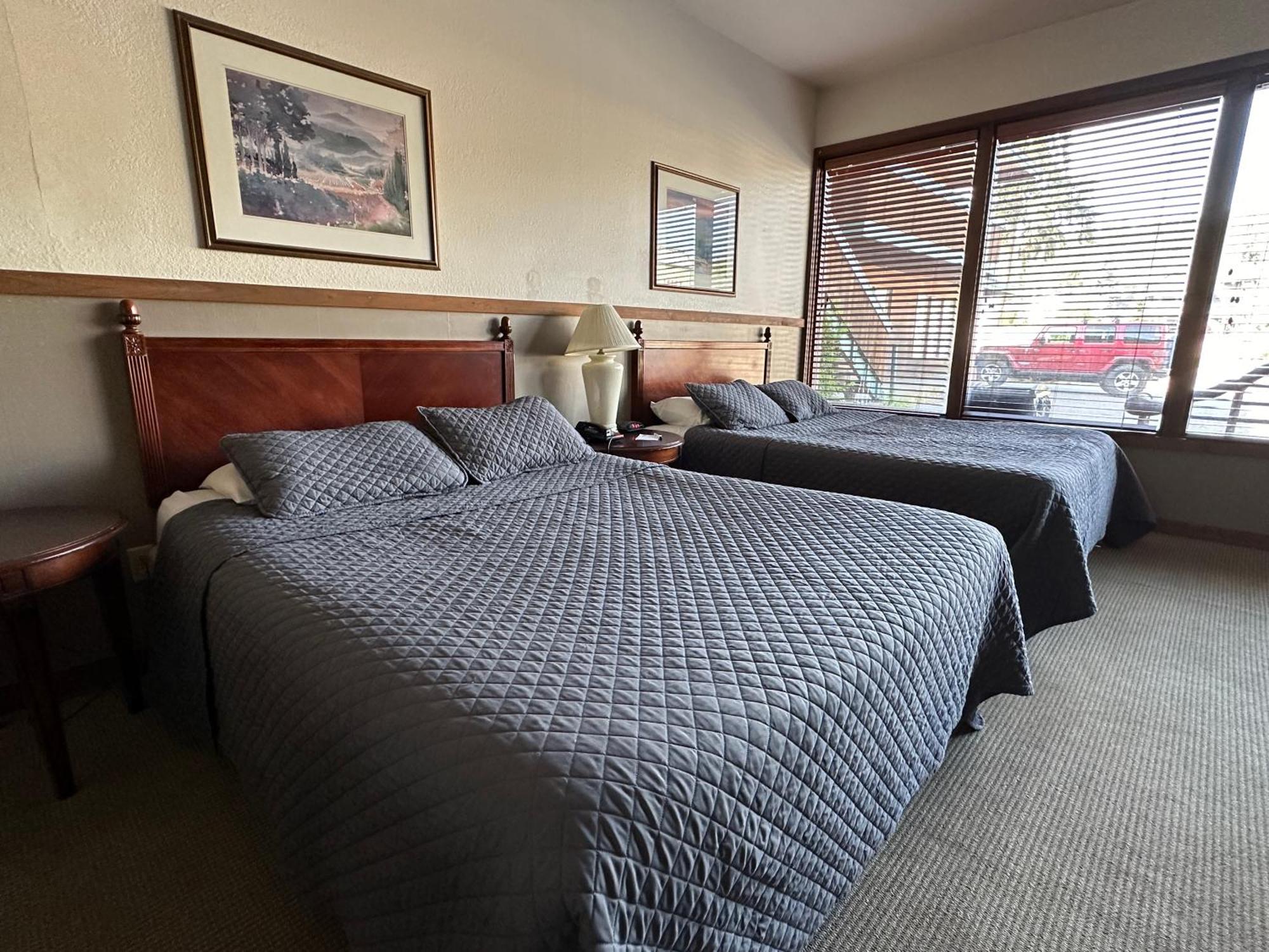 Timber Lodge Inn Cle Elum Extérieur photo